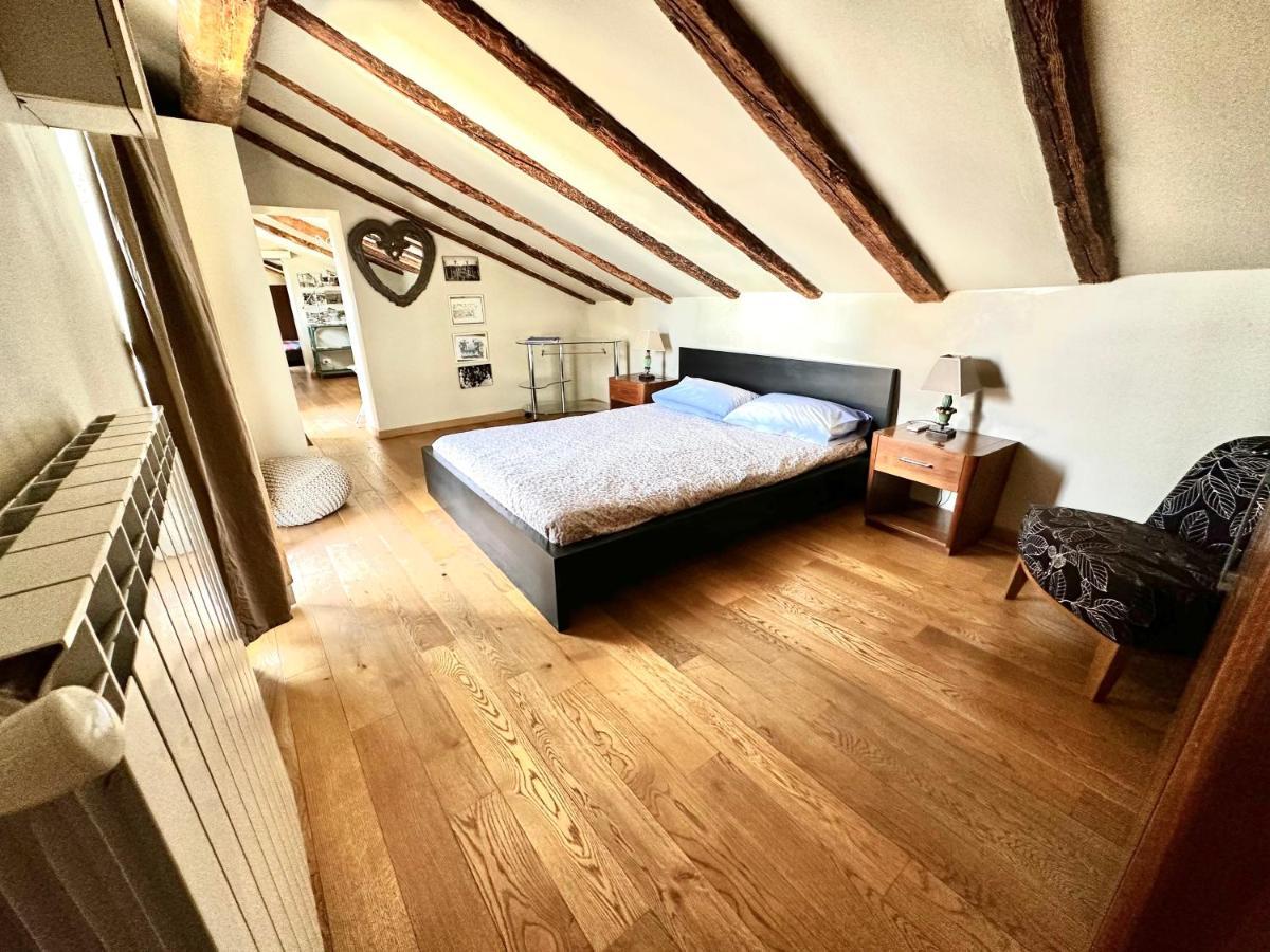 Apartmán Le Finestre Sulla Mole Turín Exteriér fotografie